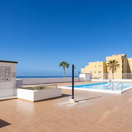 Relax And Enjoy The Sea Apartament