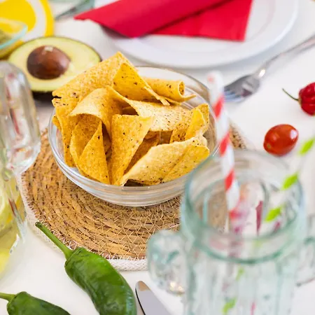 Relax And Enjoy The Sea شقة *